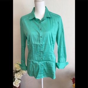New York &Company tops long sleeve stretch  size L